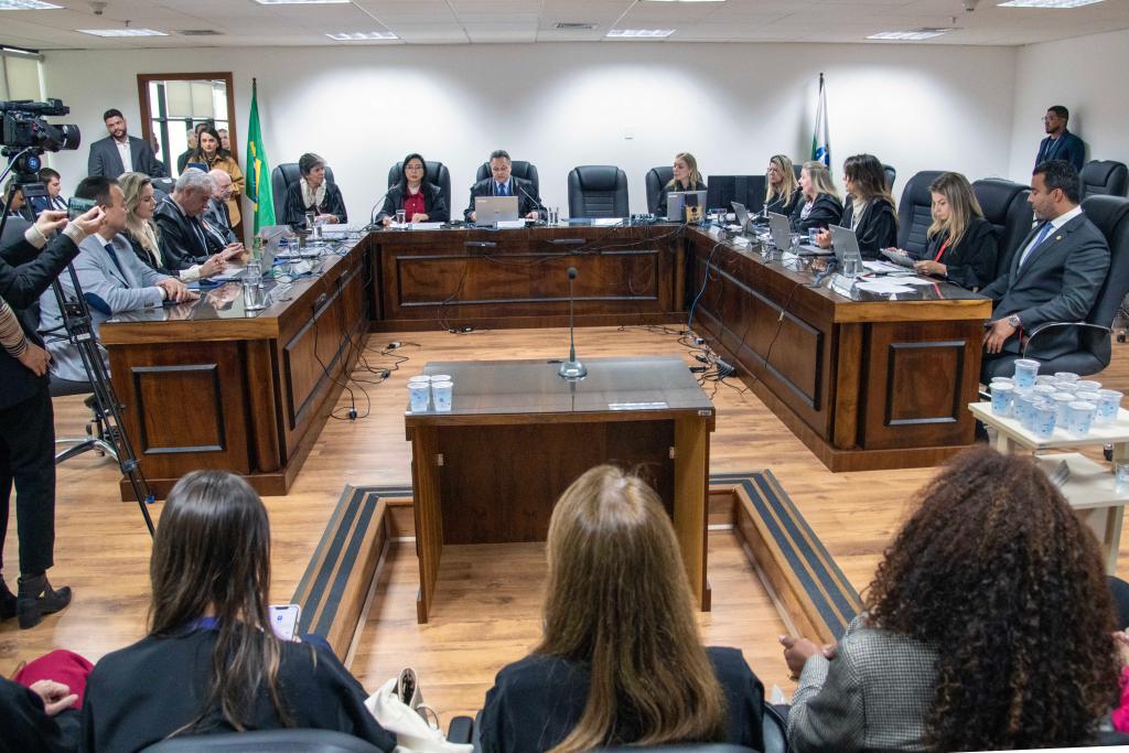 TJPR realiza primeira sessão de Câmara especializada em Violência Doméstica